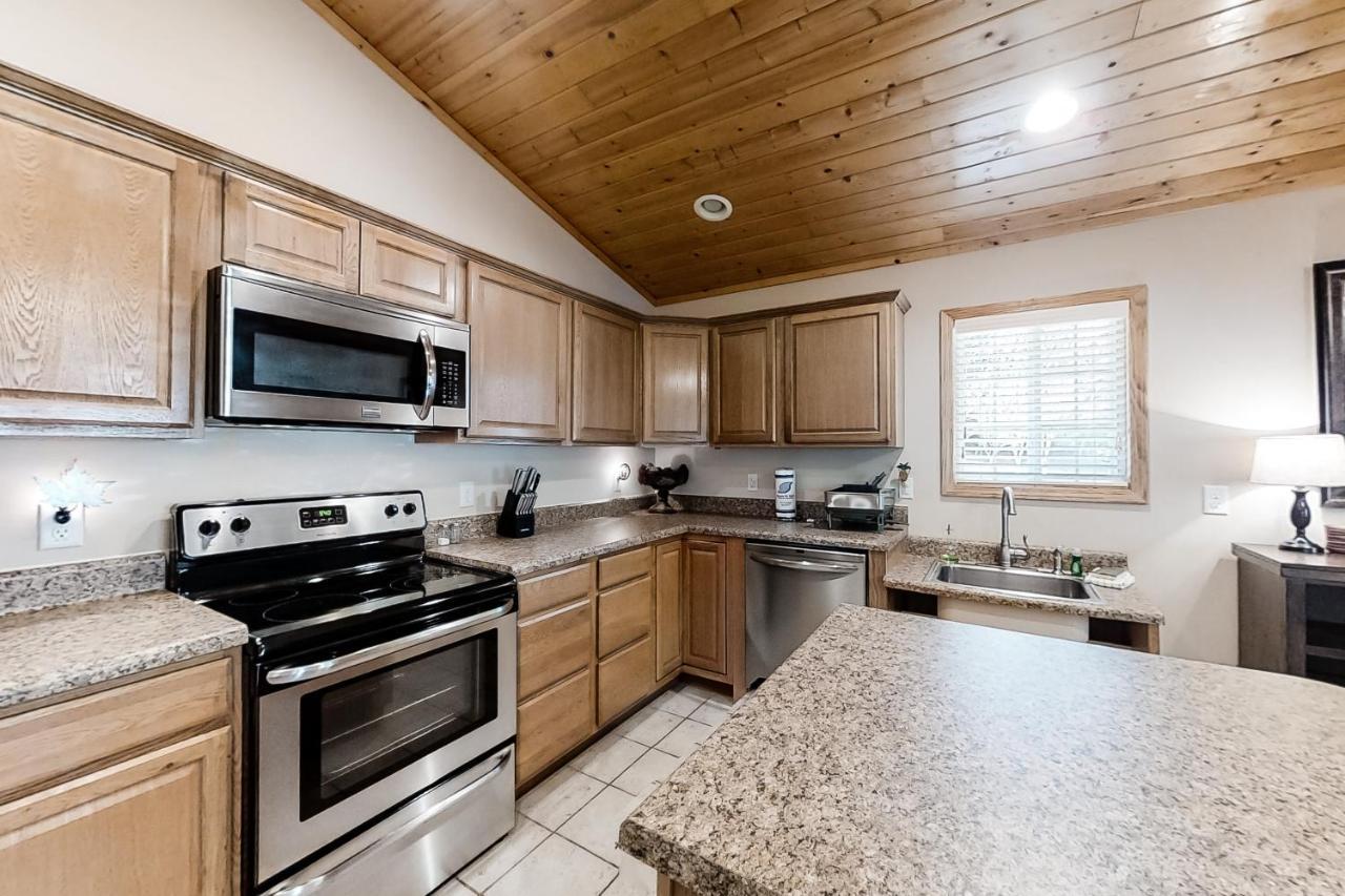 3 Bed 2 Bath Vacation Home In Whittier Екстер'єр фото