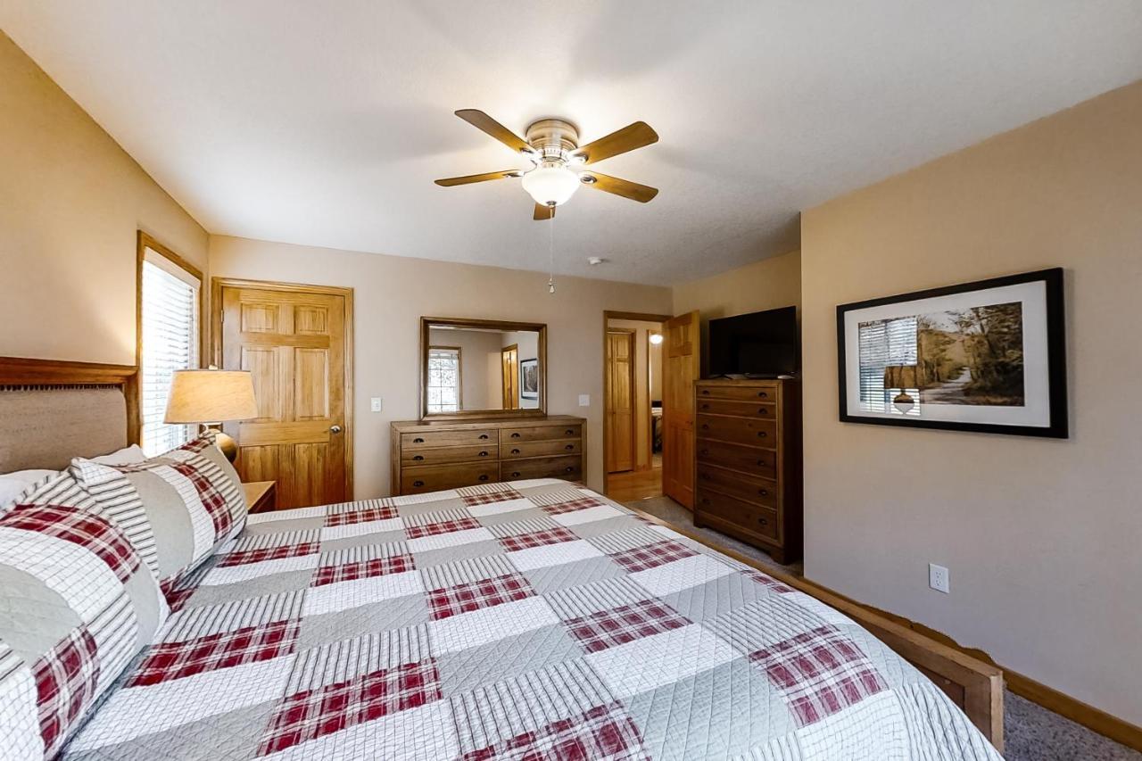 3 Bed 2 Bath Vacation Home In Whittier Екстер'єр фото